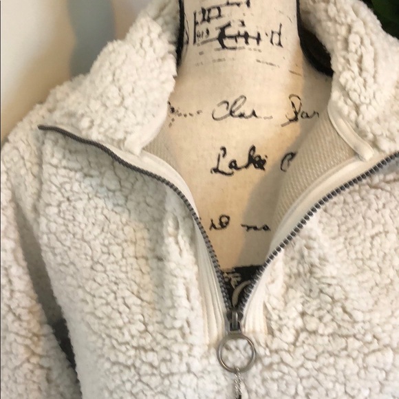 NWT Cozy Sherpa Pullover - Picture 2 of 3